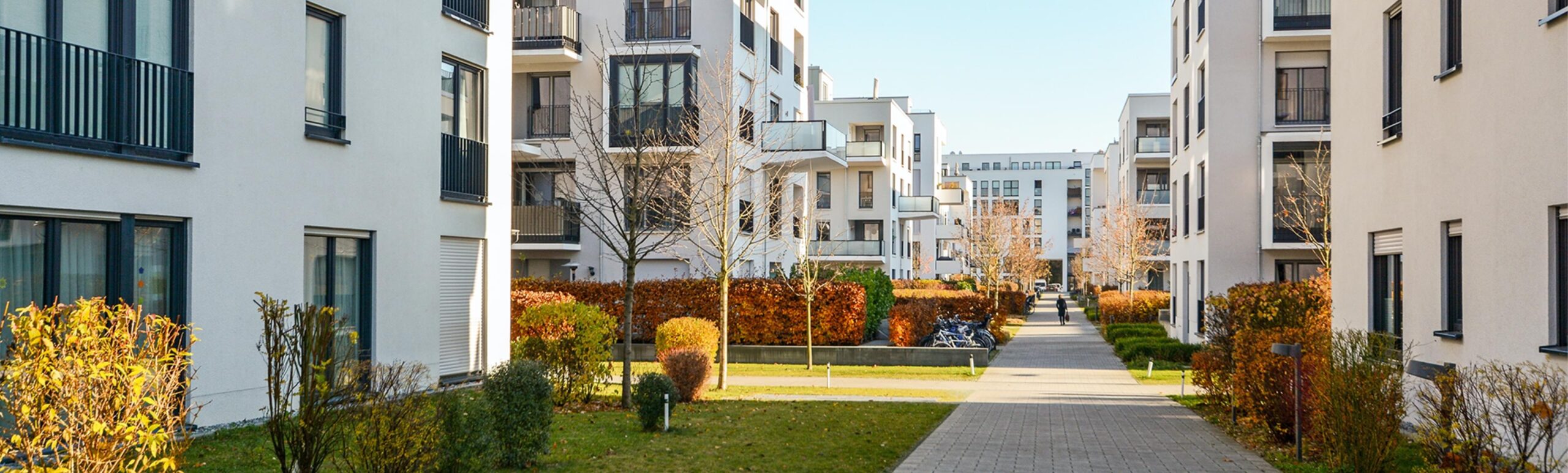 Foto eines Wohnquartiers bestehend aus Mehrfamilienhäuser